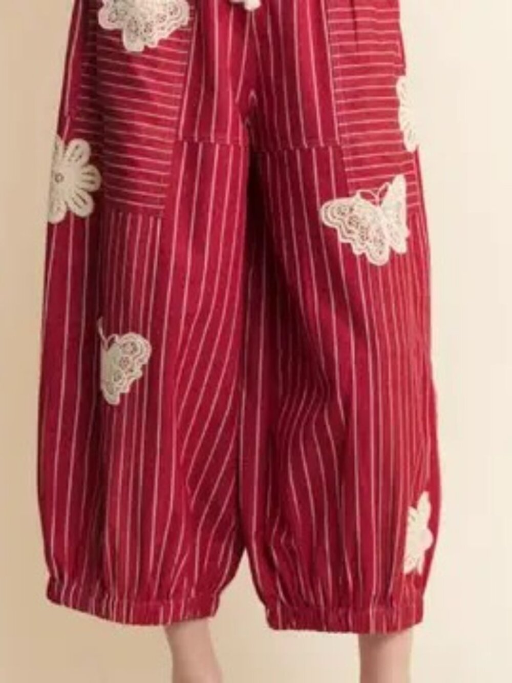 DAVI & DANI Red Pinstripe Wide Leg Jumpsuit Pants with White Lace Appliqué - Picture 1 of 2